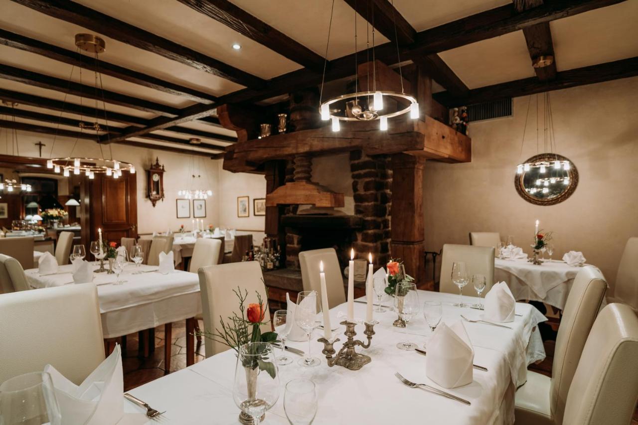 Gemunden am Main Fraenkischer Gasthof-Hotel Zum Koppen מראה חיצוני תמונה